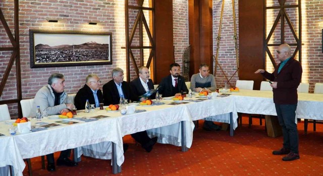 Başkan Büyükkılıç, Bakan Yardımcısı Alpaslanı Türkiyenin incisi Erciyeste ağırladı