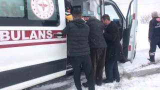 Siirtte kar yolları kapattı, 70 yaşındaki hasta için ekipler seferber oldu