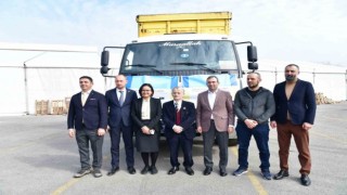 Kırım Tatar Türklerinden deprem bölgesine yardım tırı