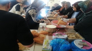 Mersin İl Milli Eğitim Müdürlüğü deprem bölgesinde yemek hizmeti verdi