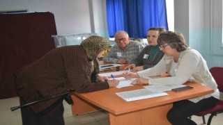 Çifte vatandaşlar Bulgaristandaki seçimler için sandık başına gittiler