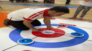 Diyarbakırda 23 Nisan Floor Curling müsabakaları tamamlandı