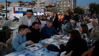 Kuşadasında Kadir Gecesine özel 2 bin kişilik iftar programı