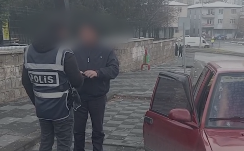 Kayseri'de Asayiş Uygulaması: 13 Aranan Şahıs Yakalandı, Narkotik Madde Ele Geçirildi