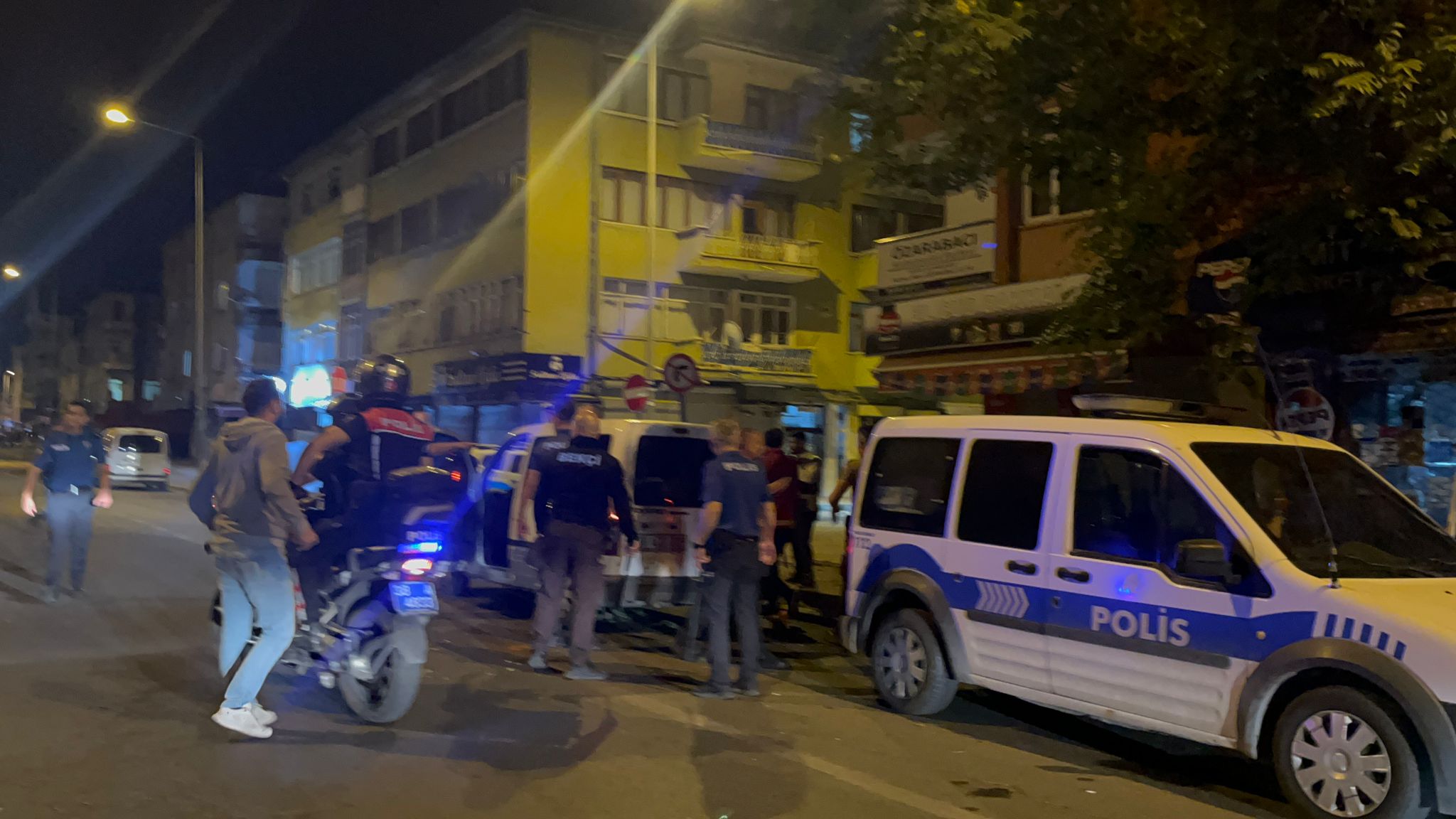 Suriyeli esnafın dükkanından yağma yapan şüpheli gözaltına alındı