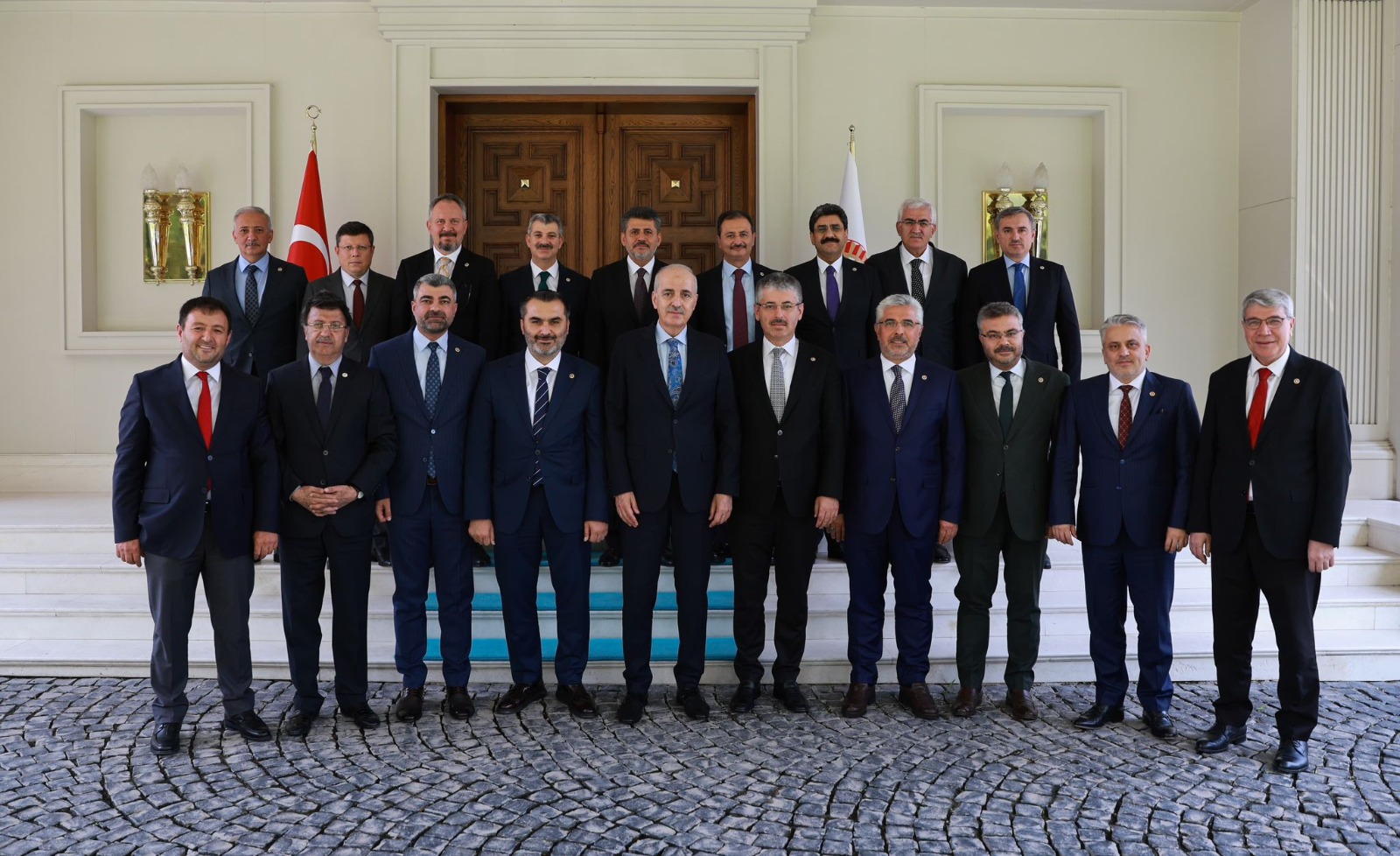 Milletvekili Çopuroğlu; Kurtulmuş'u ziyaret etti; yasaları görüştü
