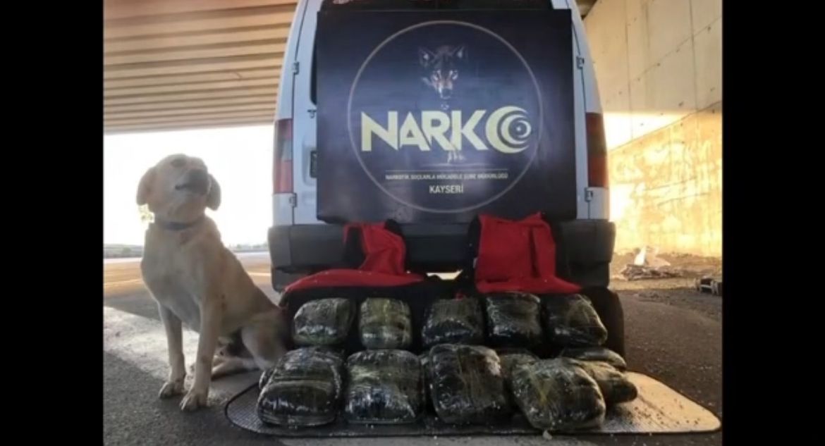 10 kilogram uyuşturucu maddenin şehre girişi engellendi