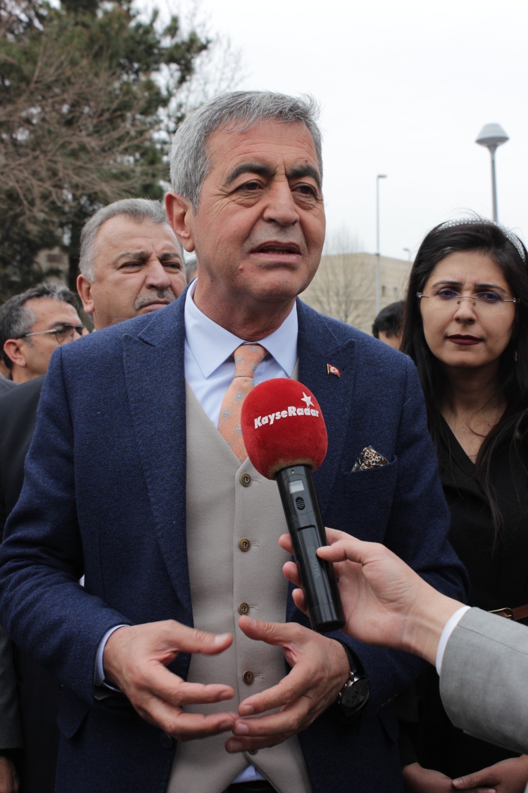 İYİ Parti GİK Üyesi Yücel: “Otobanı, hızlı treni olmayan Kayseri’nin artık Basın İlan Kurumu da yok”