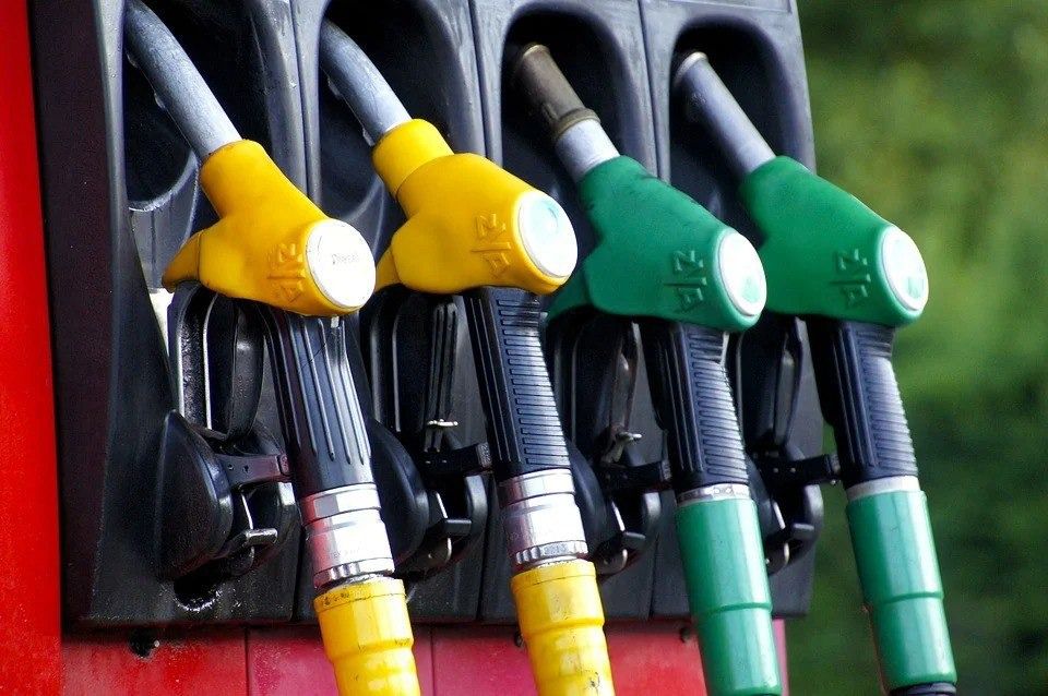 Benzin ve motorine gelecek zam kesinleşti