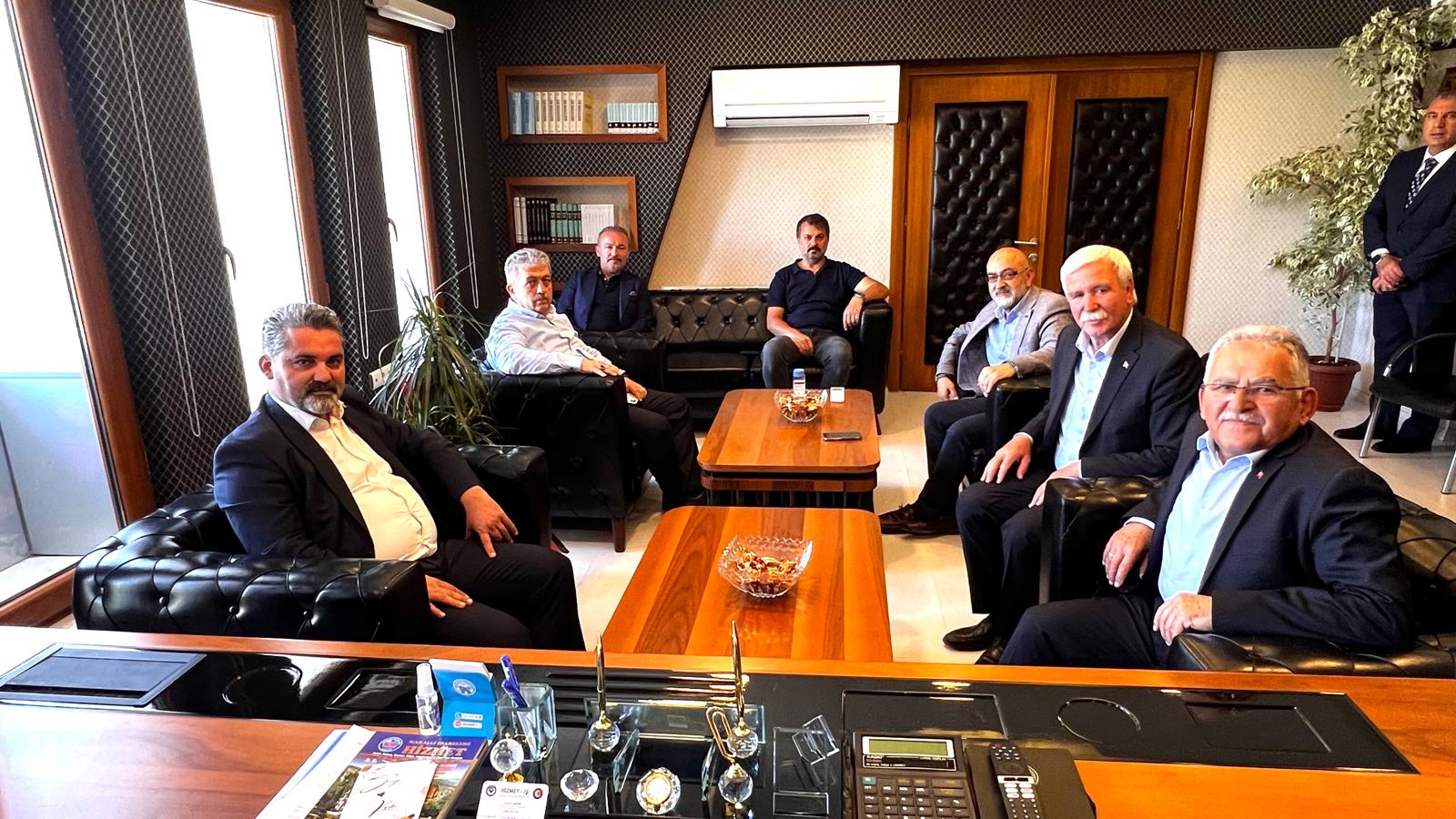 AK Parti heyetinden Başkan Deniz Yağan’a hayırlı olsun ziyareti