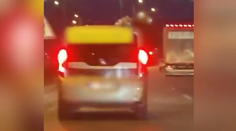 Trafikte Tehlikeli Yolculuk Yapan Sürücüye Ceza Kesildi