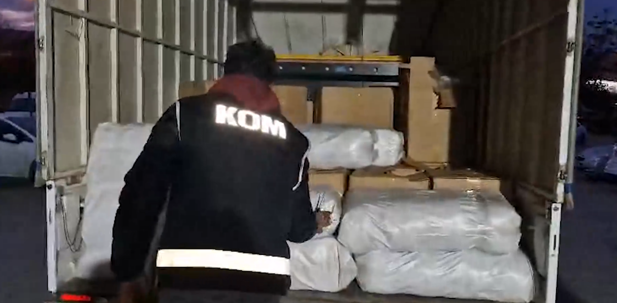 Kayseri'de Kaçak Tütün Operasyonu: 821 Kilogram Ele Geçirildi