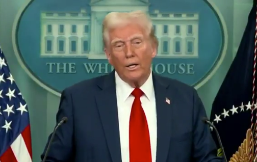 Trump: "ABD Gazze'yi Satın Alacak ve Yeniden İnşa Edecek"