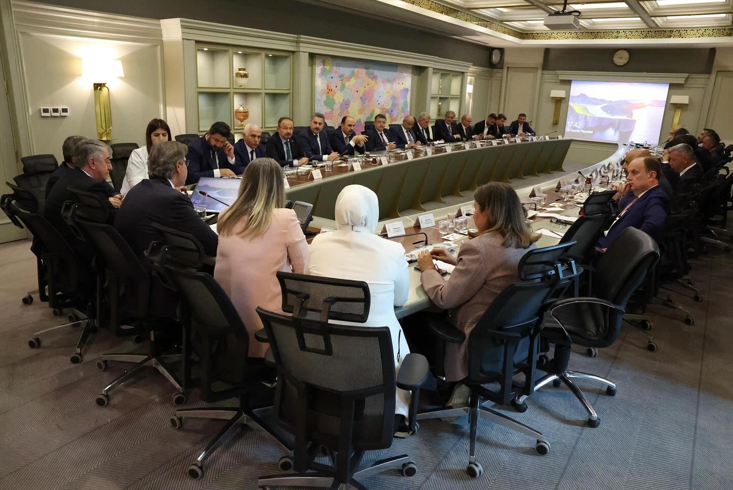 Başkan Büyükkılıç'tan Ankara'da Verimli İstişare Toplantısı