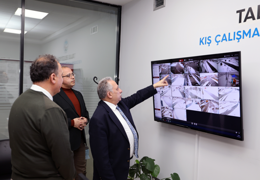Başkan Yalçın Kış Çalışmaları Koordinasyon Merkezi’nden yönetti