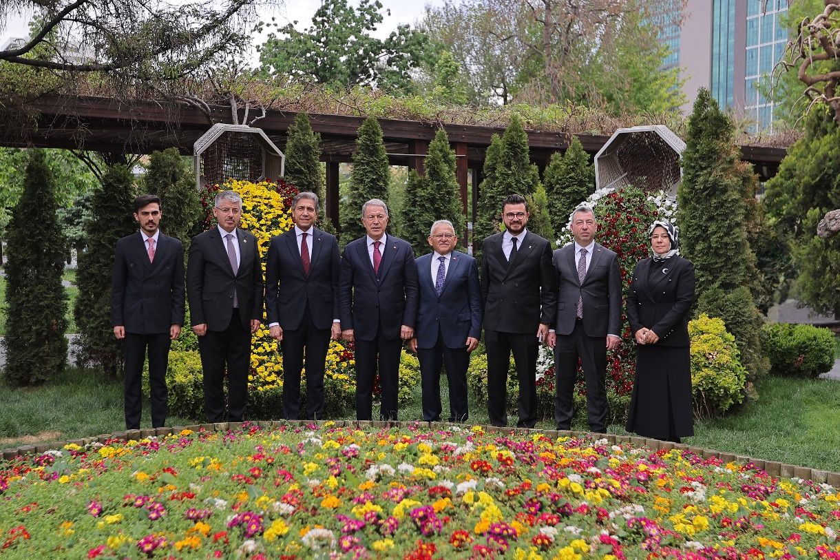 Başkan Büyükkılıç'ı Ziyaret Eden AK Parti Genel Başkan Yardımcısı Demir: "Kayseri Bizim Onurumuz, Gururumuz"