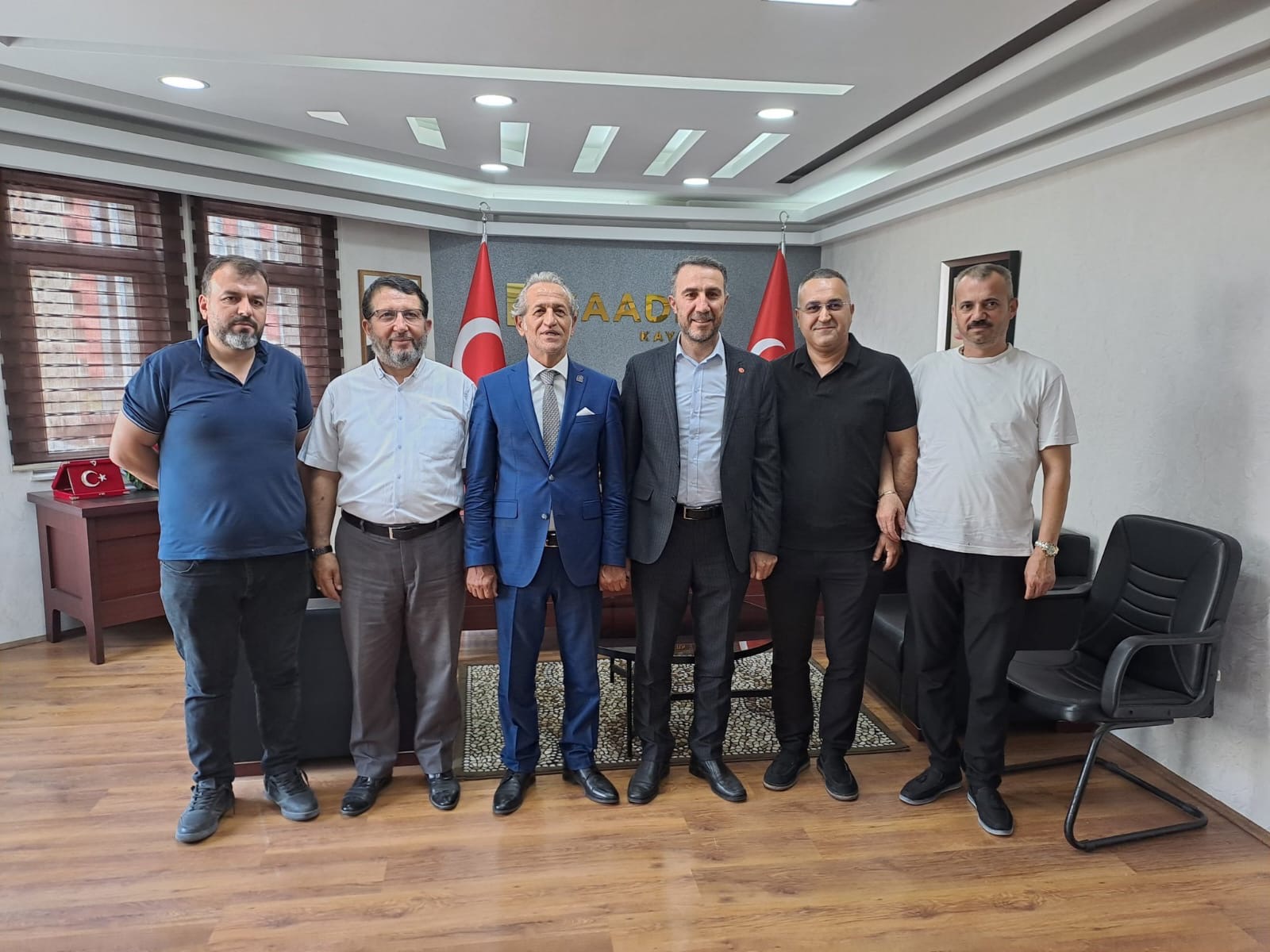 Esnafın Sorunları Masaya Yatırıldı KESADER heyeti, Saadet Partisi Kayseri İl Başkanlığı’nı ziyaret etti