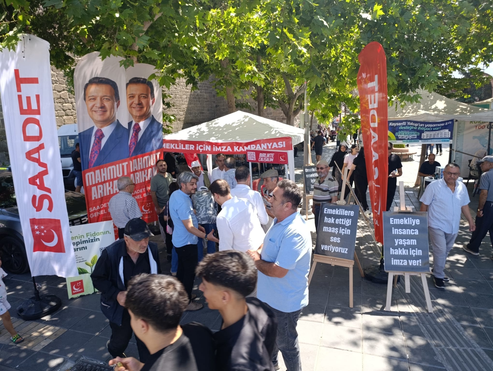 Saadet Partisi'nden Emekliler İçin İmza Kampanyası Başlatıldı