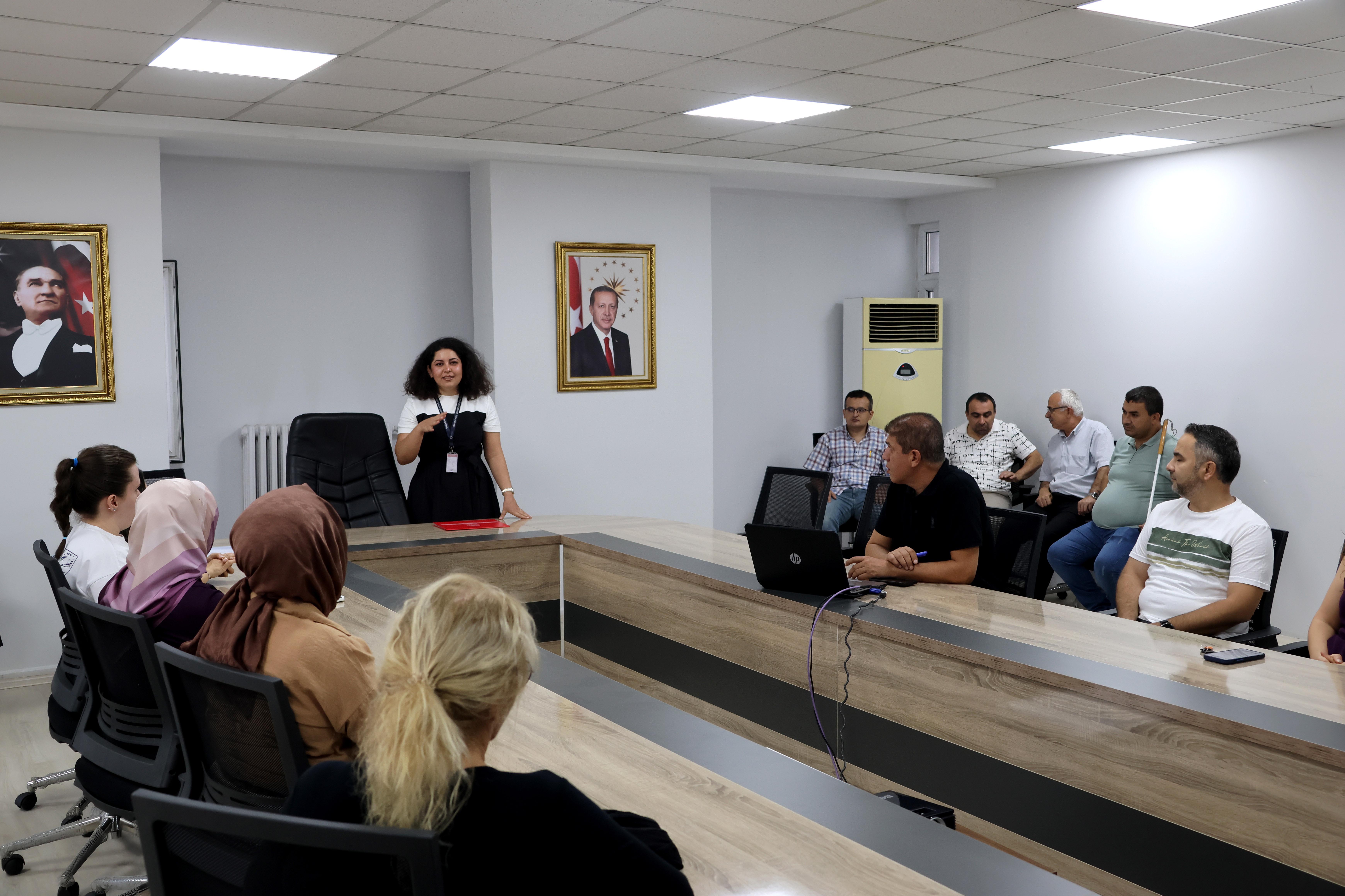 Kayseri'de Kaymakamlık Personeline Sigara Bırakma Danışmanlığı