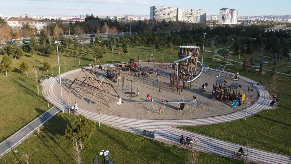 Kayseri'nin Nefesi: Recep Tayyip Erdoğan Millet Bahçesi Vatandaşların İlgi Odağı Oldu