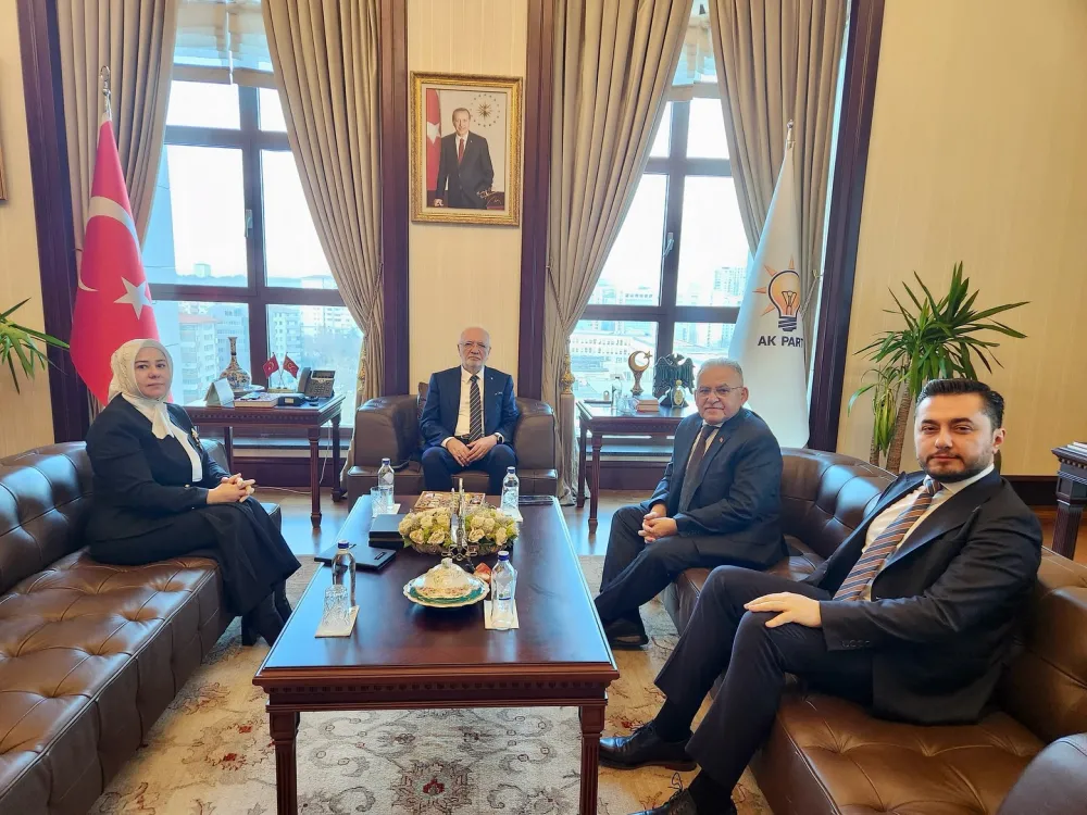 Başkan Büyükkılıç Ankara'da Kilit Temaslarda Bulundu: Ulaşımdan Spora Kayseri'nin Projeleri Görüşüldü