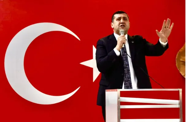 MHP Kayseri Milletvekili Mustafa Baki Ersoy'dan Bayrağa Saldırıya Sert Tepki: "Hesabı Mutlaka Sorulacak"