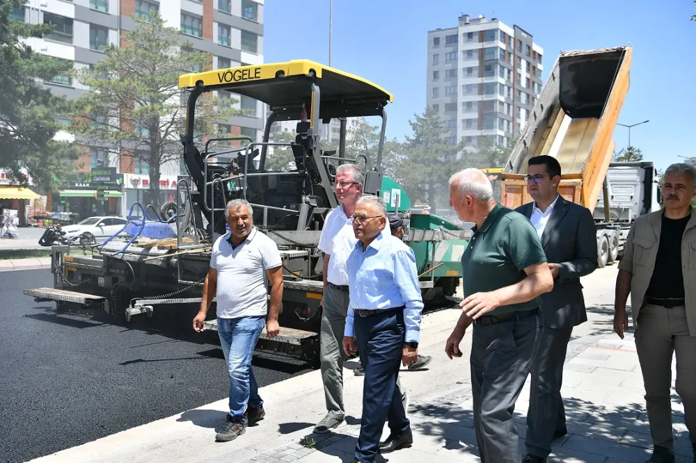 Büyükşehir’den ulaşıma 1 milyar TL’yi aşan asfalt yatırımı 