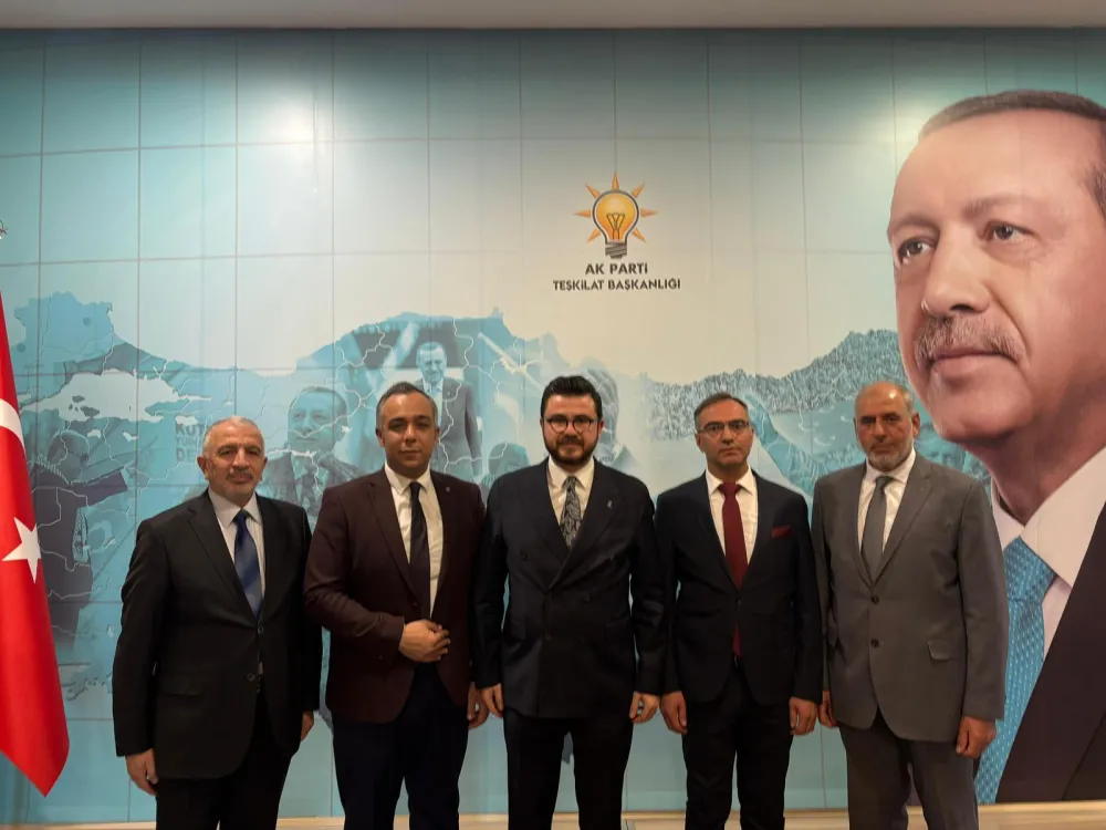 AK Parti’de 3 ilçe başkanlığına yeni atamalar yapıldı