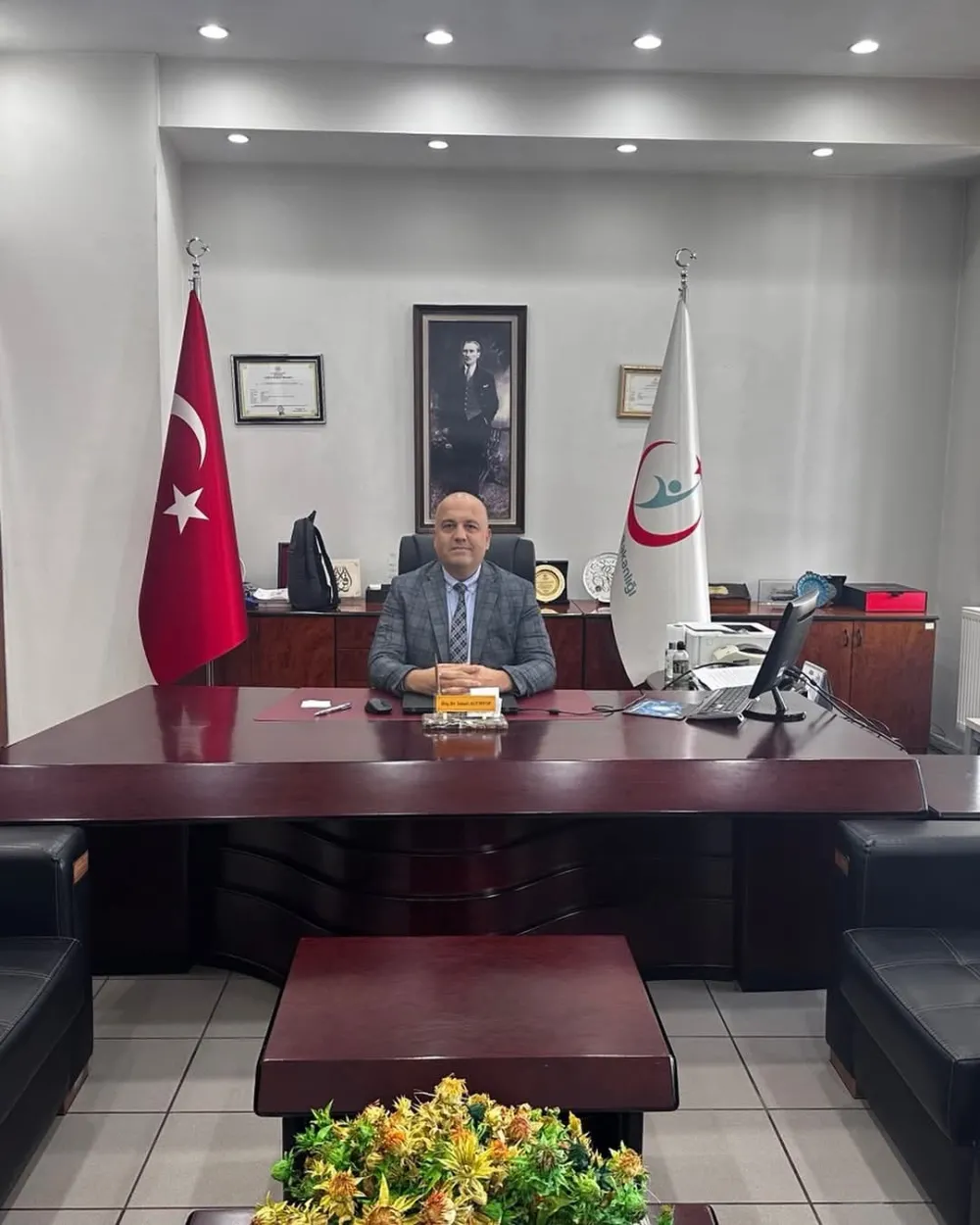 Devlet Hastanesi Başhekimi Altıntop, görevinden ayrıldığını duyurdu