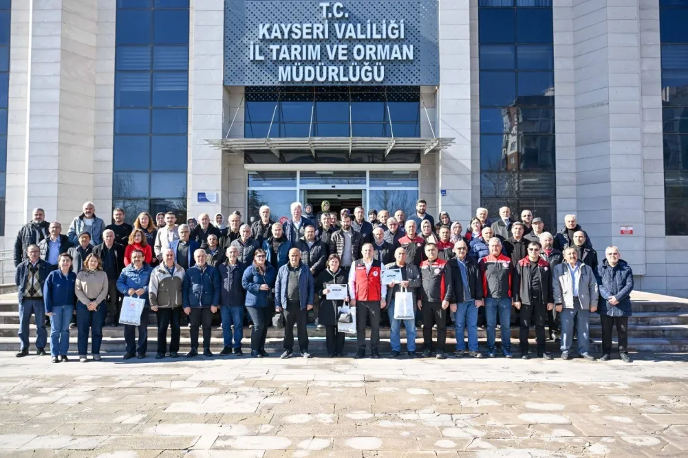 Bahçe Bakımı Kursu’nu tamamlayan üreticilere sertifikaları verildi