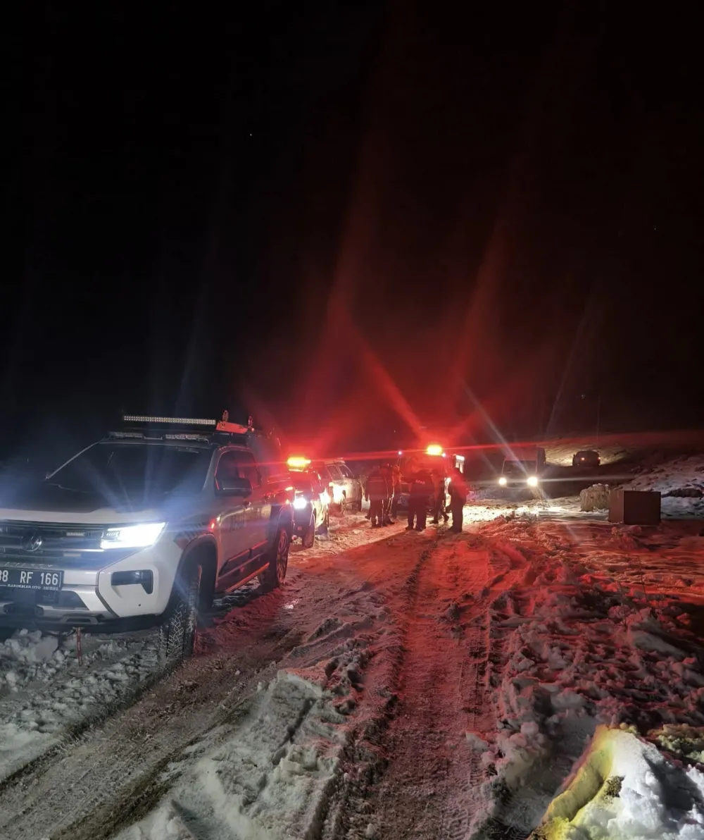 Kayseri’de dağda mahsur kalan 3 işçi kurtarıldı