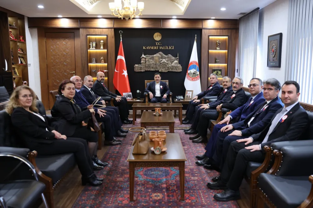 Defterdarlık heyetinden Vergi Haftası’nda Vali Çiçek’e ziyaret 