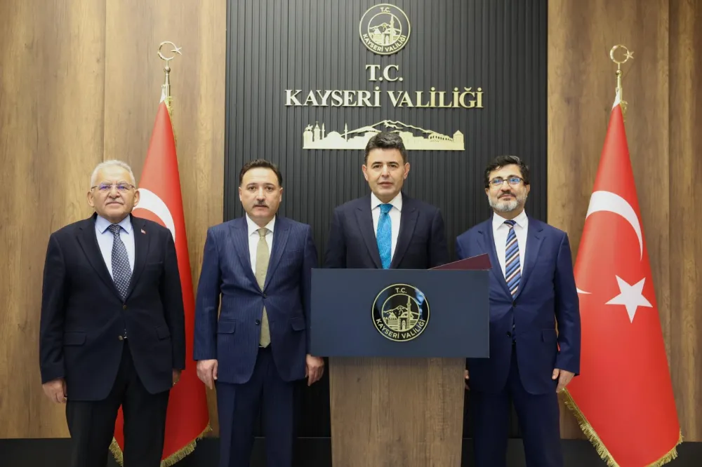 Ulaştırma ve Altyapı Bakan Yardımcısı Boyraz’dan Vali Çiçek’e ziyaret