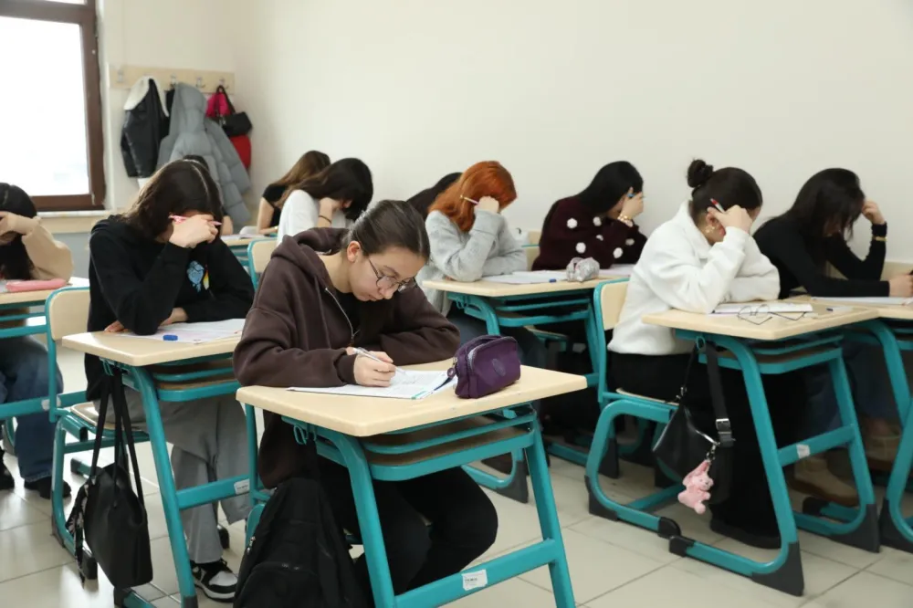 Büyükşehir KAYMEK’ten MSÜ sınavına hazırlık yolunda ücretsiz deneme sınavı 