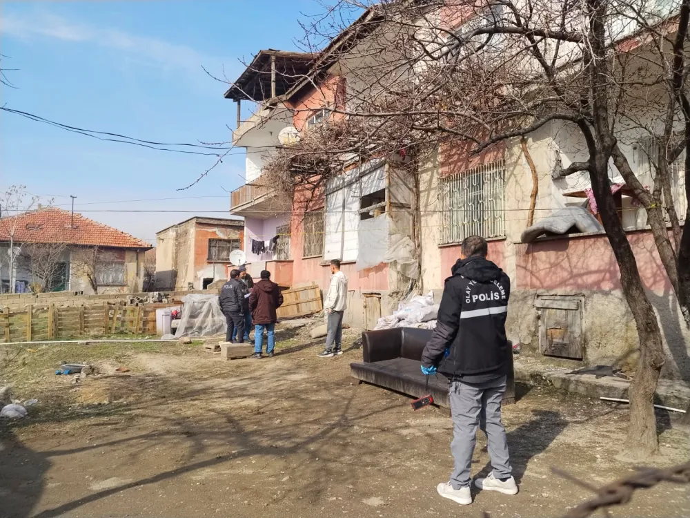 Kayseri’de 2’nci kattan düşen 3 yaşındaki çocuk yaralandı