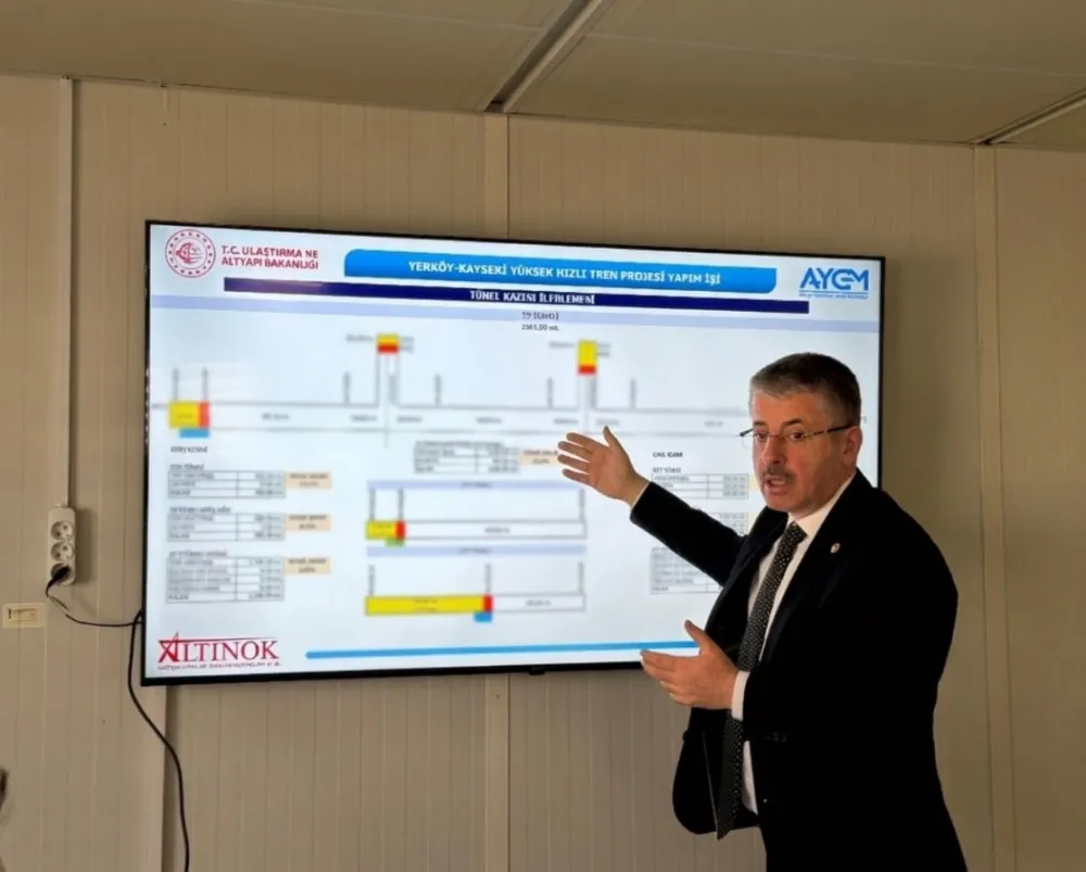 AK Parti’li Çopuroğlu, hızlı tren şantiyesinde incelemelerde bulundu