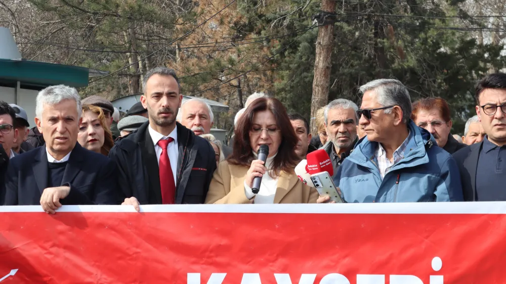 CHP İl Başkanı Özer, Ekrem İmamoğlu’nun mektubunu okudu