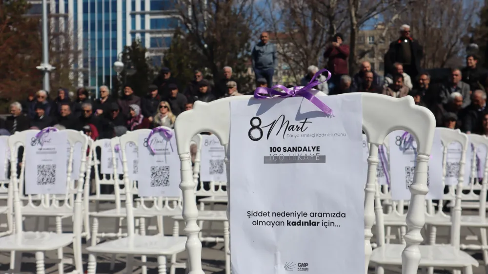 CHP’li Özer: Kadınlar ne yazık ki her coğrafyada adaletsizliklerin, savaşların ve acının yükünü taşıyor