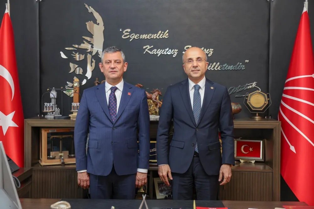 CHP’li Aşkın Genç’ten Özgür Özel’e ziyaret