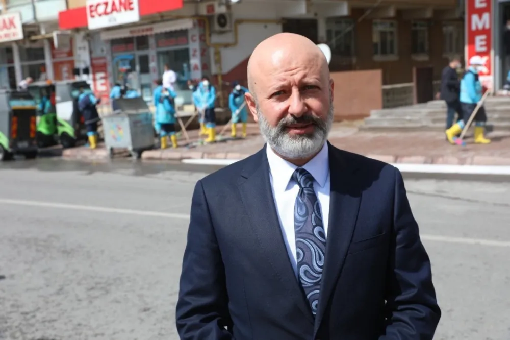 Kocasinan’da bahar mevsimiyle birlikte temizlik çalışmalarında yoğunluk 