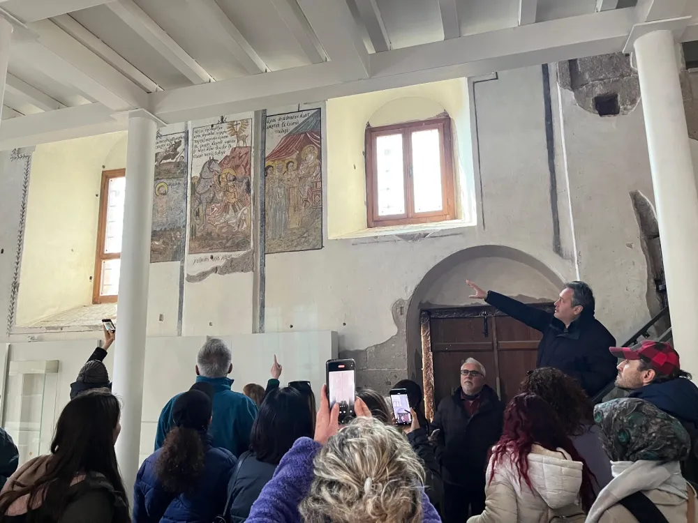 Nevşehir’den gelen turizm rehberleri, Kayseri’deki turizm merkezlerini ziyaret etti