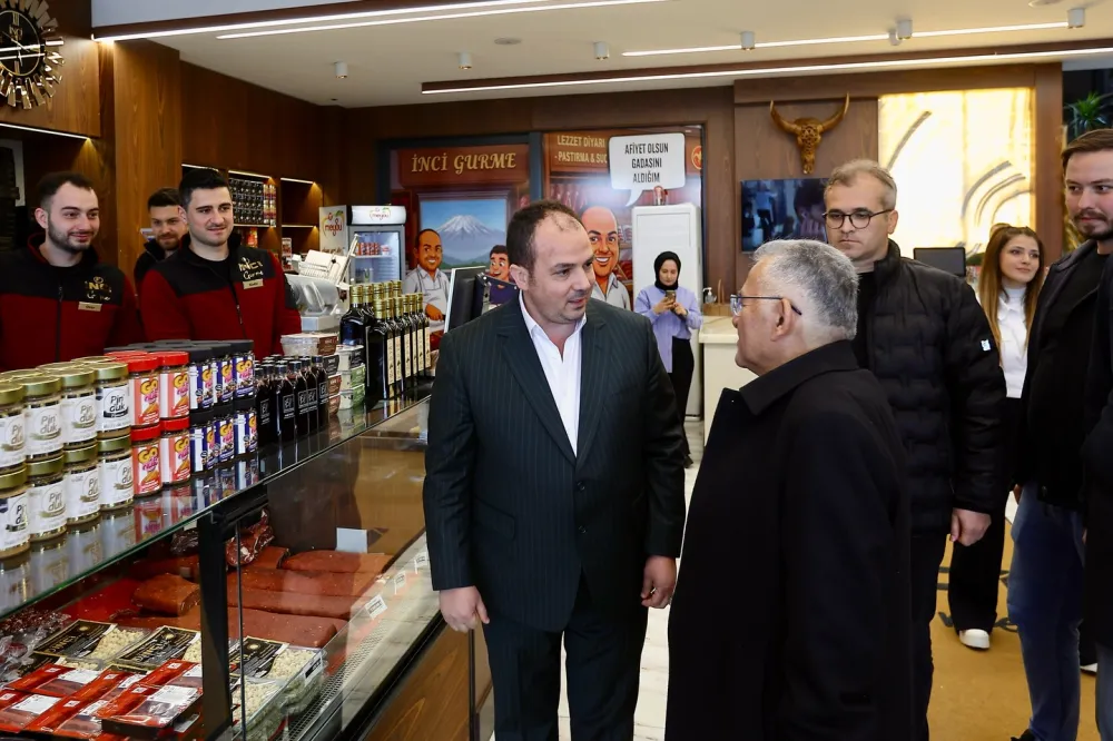 Başkan Büyükkılıç'tan Kartal kavşağında saha incelemesi