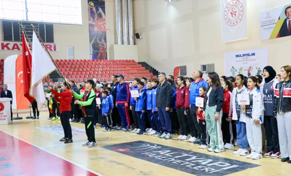 Okul Sporları Hentbol Yarı Final müsabakaları başladı