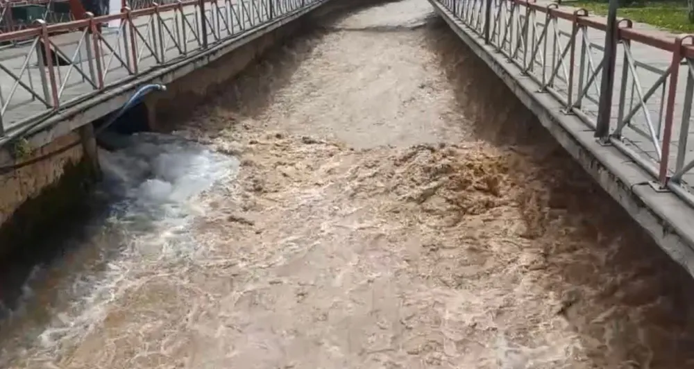 Kocaçay Deresi’nde debi yükseldi