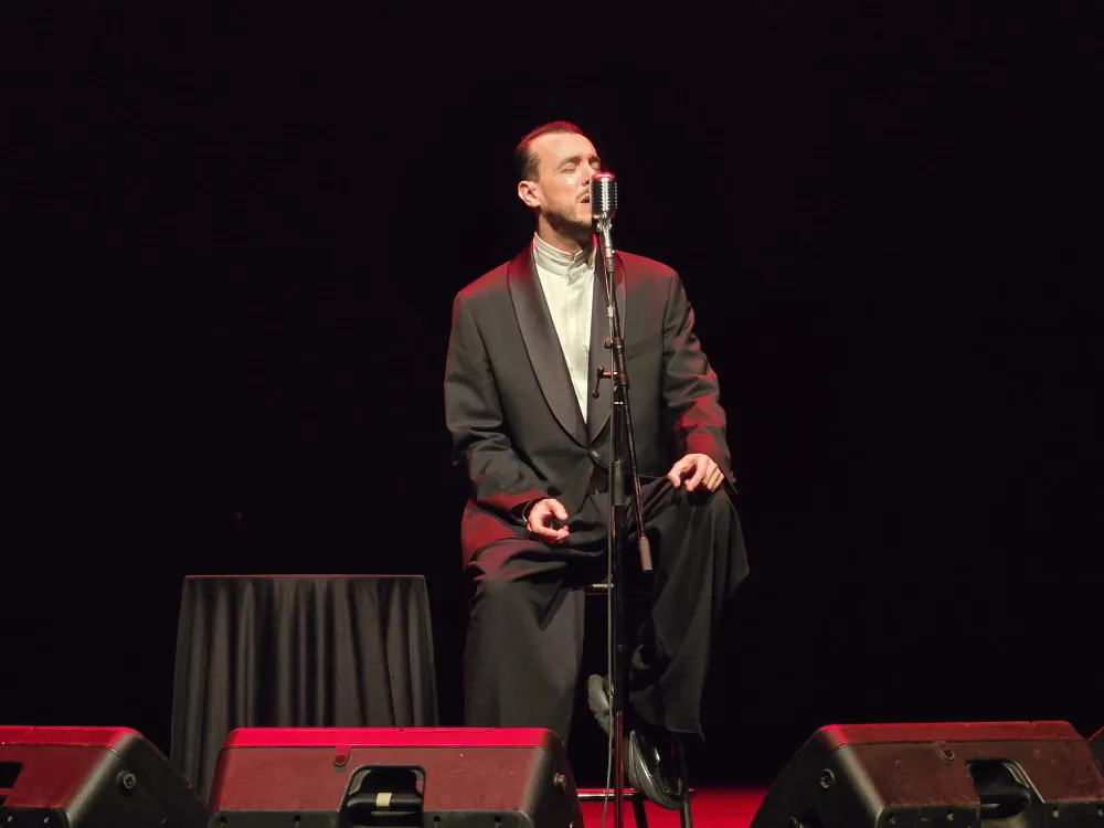 Kayseri’de Cem Adrian konseri