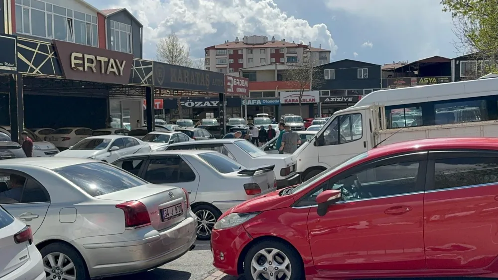 Anadolu Oto Galericiler Sitesi Başkanı Atabey: Otomobil piyasası durgun