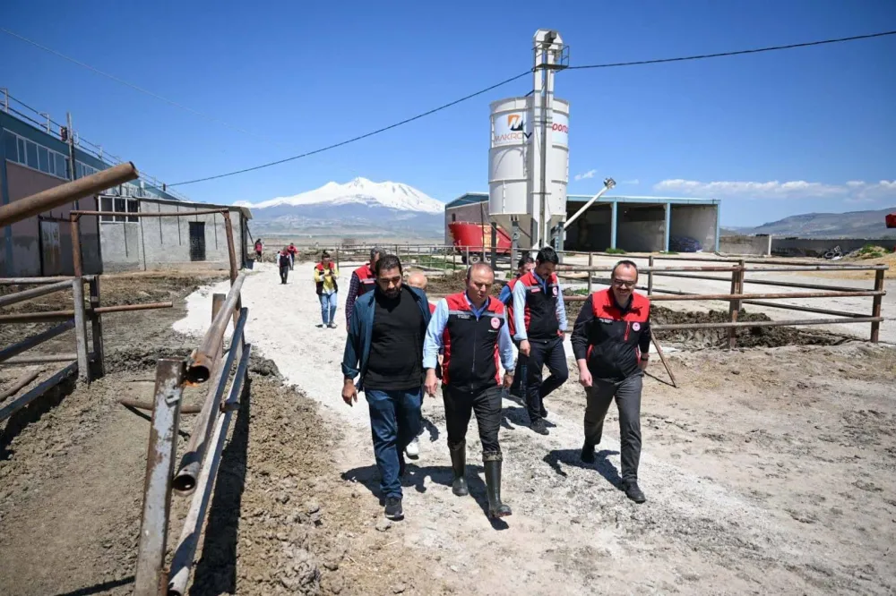 Develi’de 16 Milyon TL’lik Hayvancılık Yatırımına Yerinde İnceleme